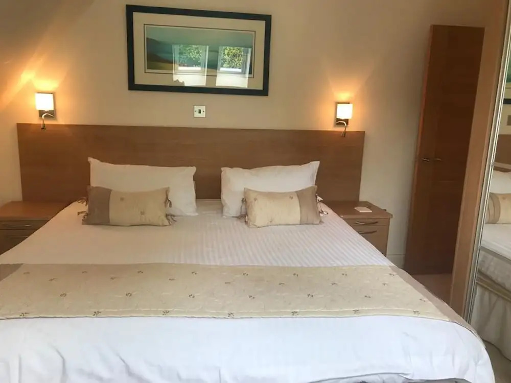Porthole Suites