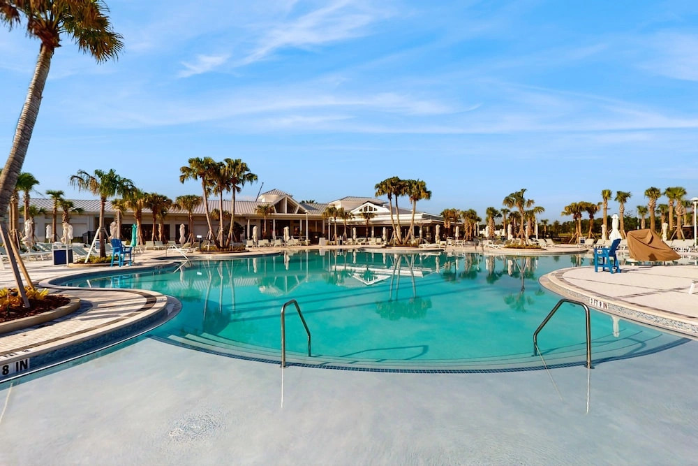 Contemporary Townhouse w/ Private Pool and Resort Amenities, Near Attractions