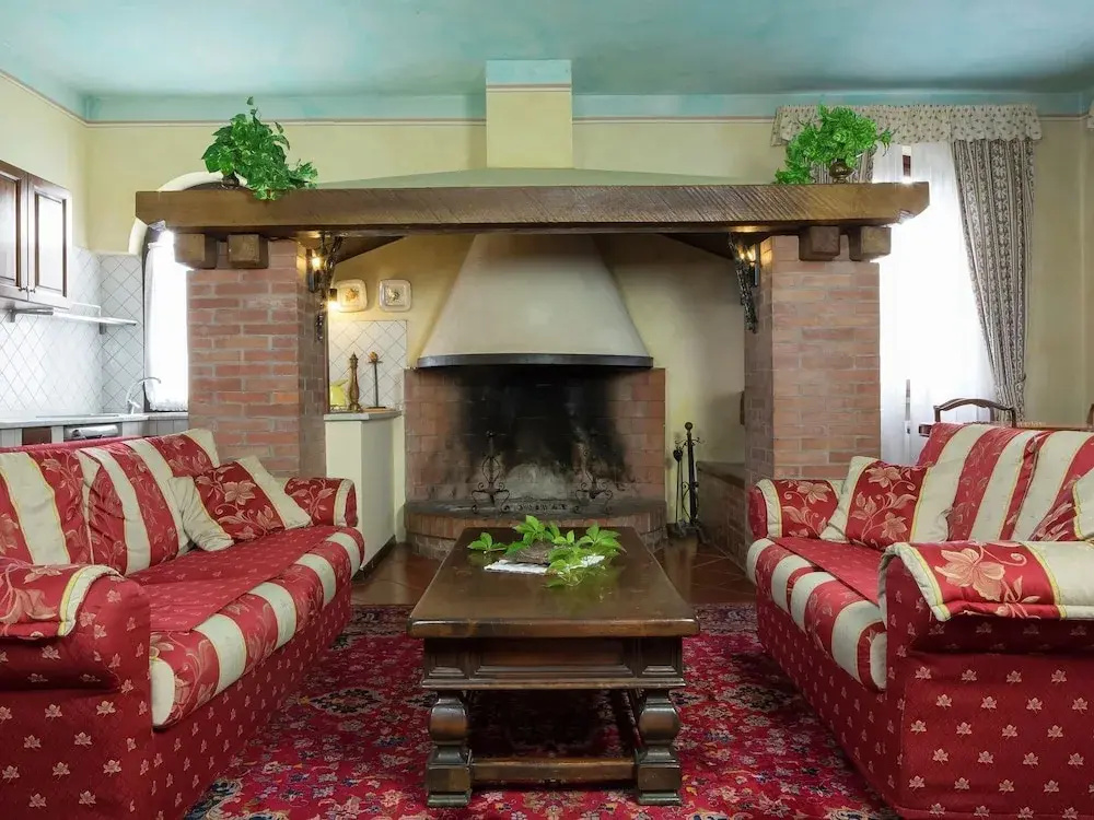 Beautiful Farmhouse in San Vivaldo with Swimming Pool