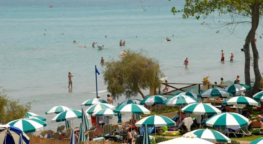 Paradise Hotel