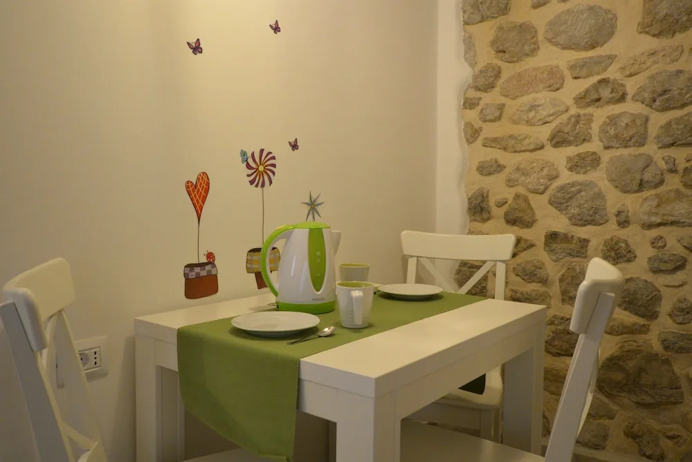 Apartments and Rooms Oliva