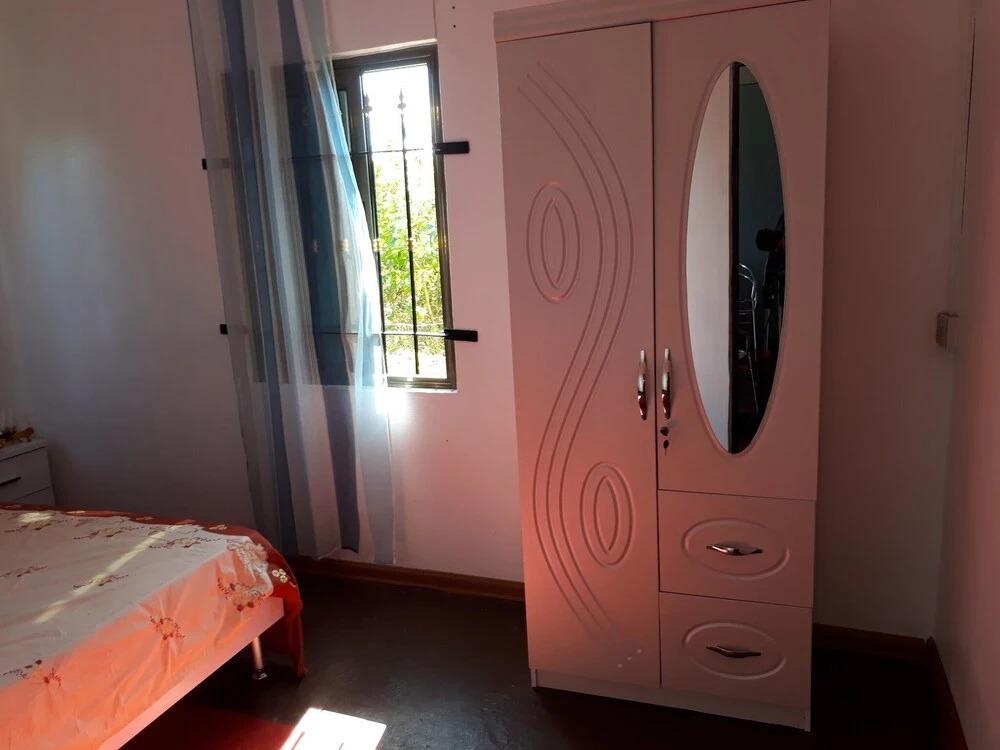 Seaview Apartments