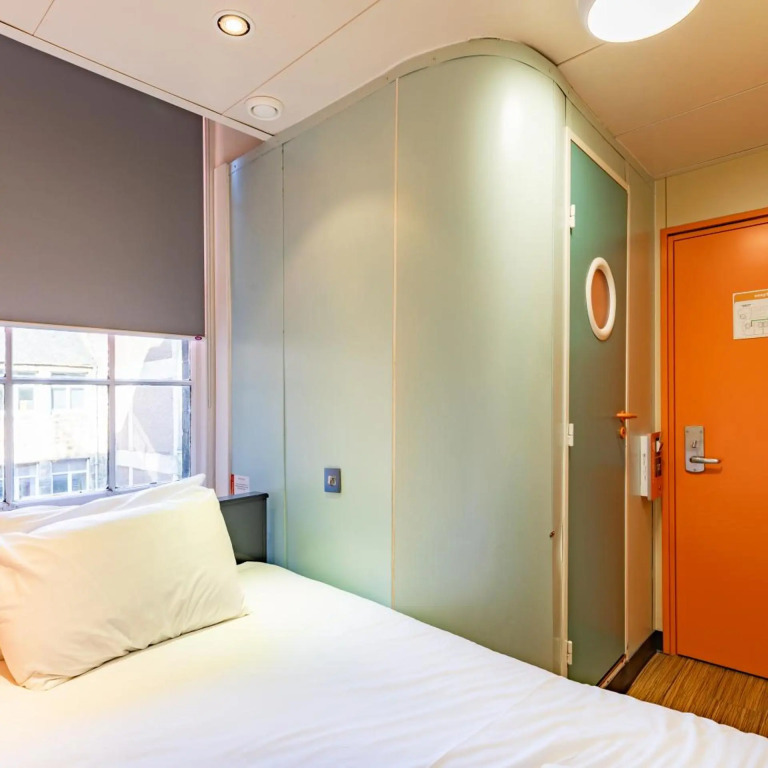 easyHotel Edinburgh