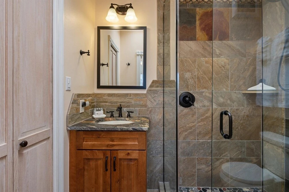 Wisteria - Delightful Updated Family Home, Seven Blocks to the Plaza