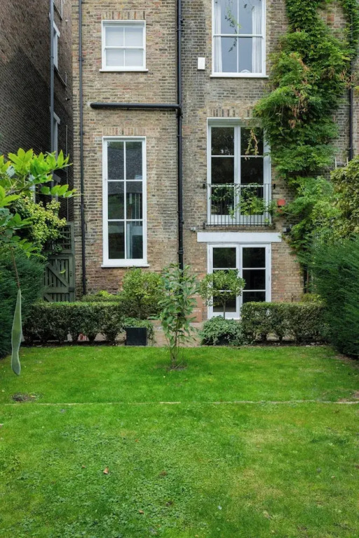 Aldridge Road Villas Ii By Onefinestay