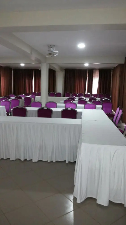 Makan Hill Resort Hotel