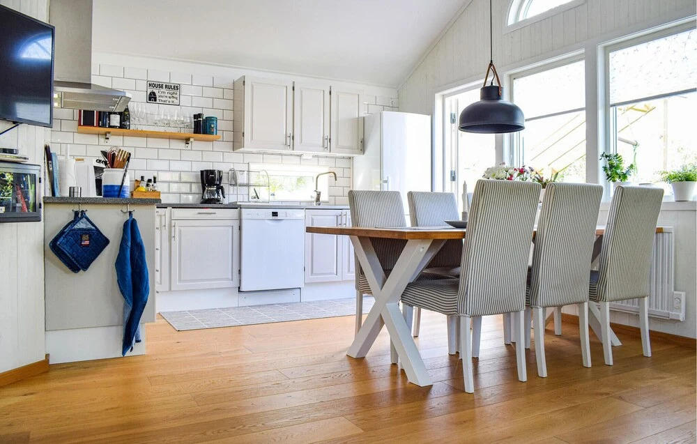 Stunning Home in Borgholm With 3 Bedrooms and Wifi