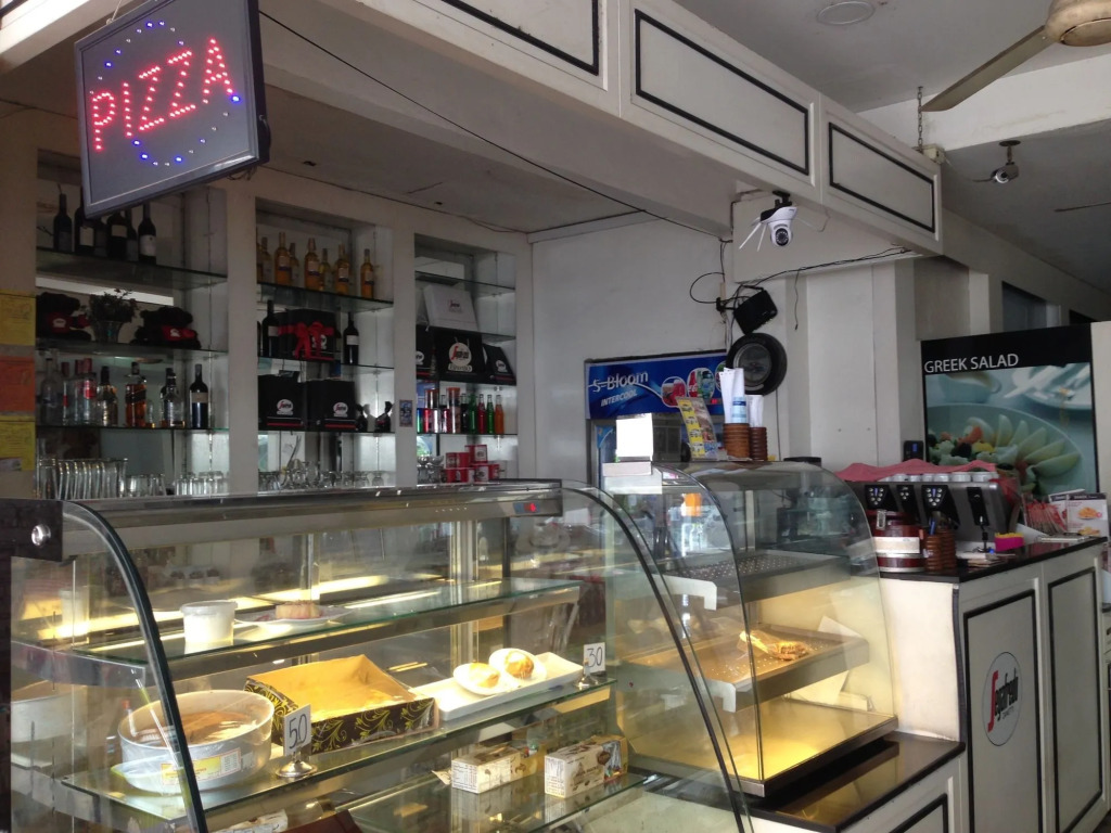 Pizza 24 Guesthouse