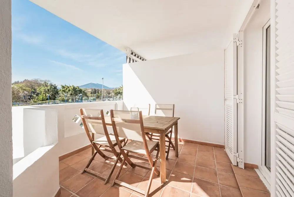 Beach Front apartment in Puerto Banus