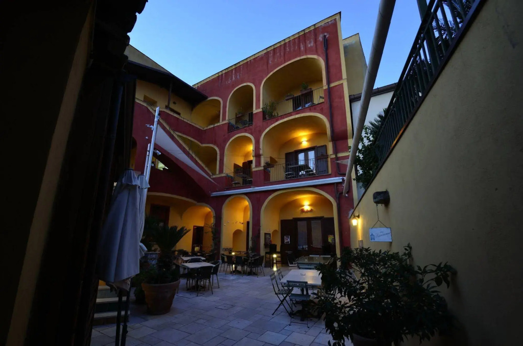 Manouche Affittacamere Osteria