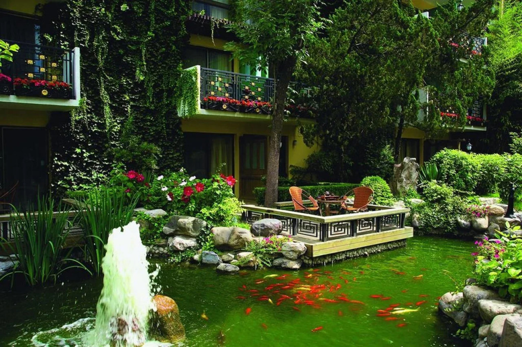 Jianguo Hotel