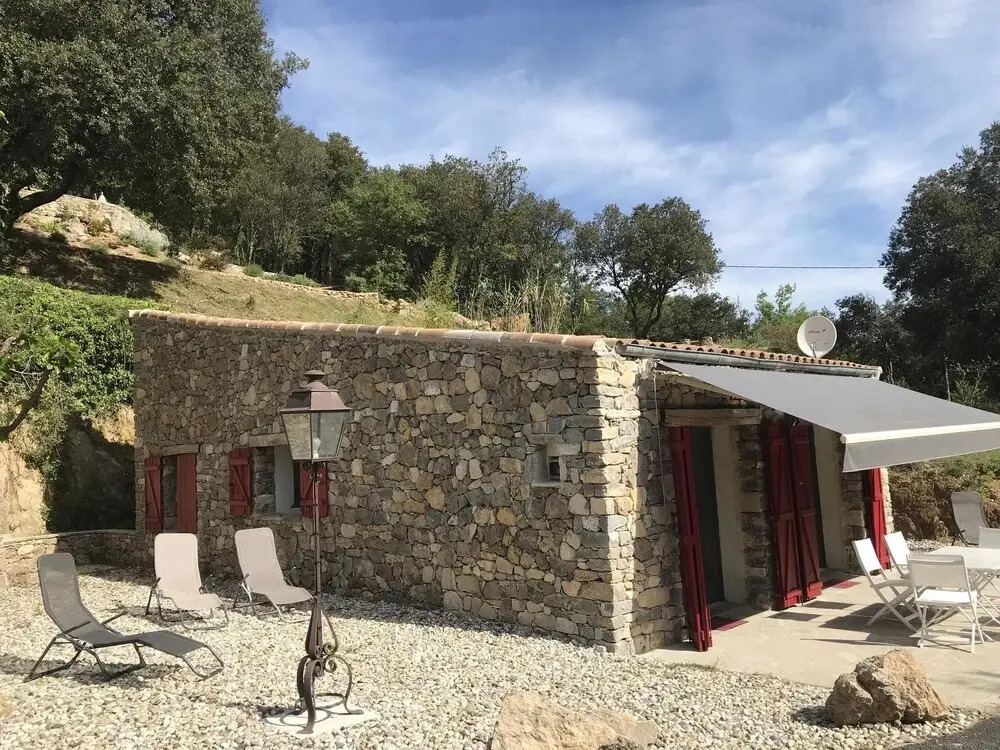 House With 3 Bedrooms in Saint-julien-de-la-nef, With Wonderful Mountain View, Pool Access and Enclosed Garden - 80 km From the Beach