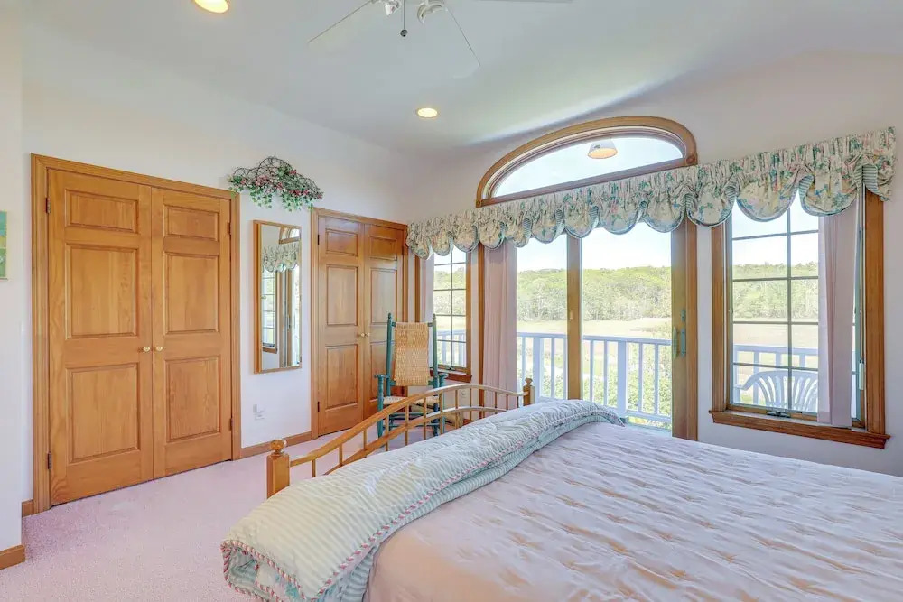 Inviting Rockport Rental w/ Deck: Walk to Beach!