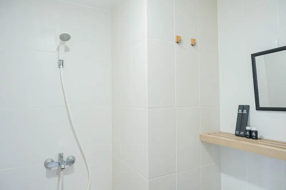 Luxurious 1BR Apartment at Belmont Residence