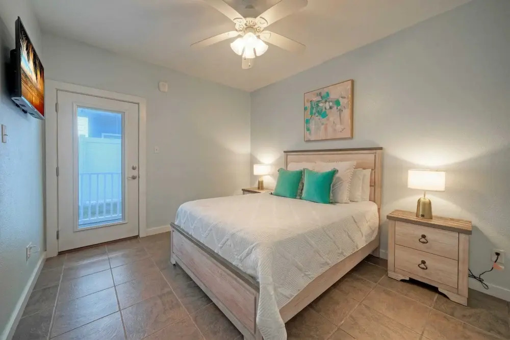 Sleeps 24 4 Costa Bahia Units w/ Pool & Beach Access
