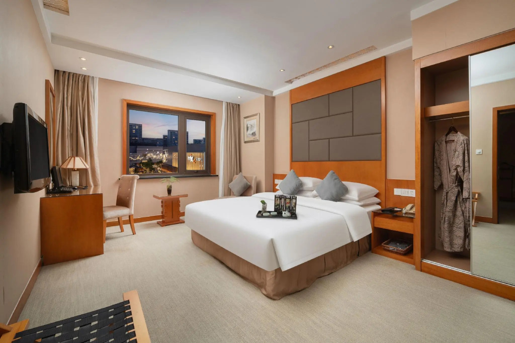 Oriental Hotel Tong Xiang