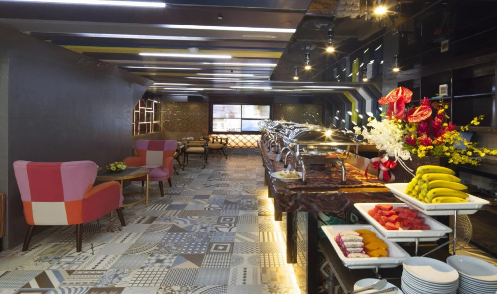 KiN Hotel Đông Du