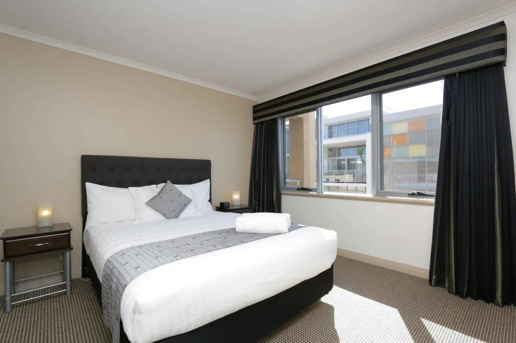 Verandah Apartments