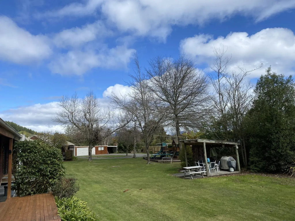 Motuoapa Bay Motel