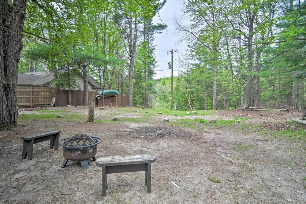 Rustic Frederic Cabin Near Cross-country Skiing!