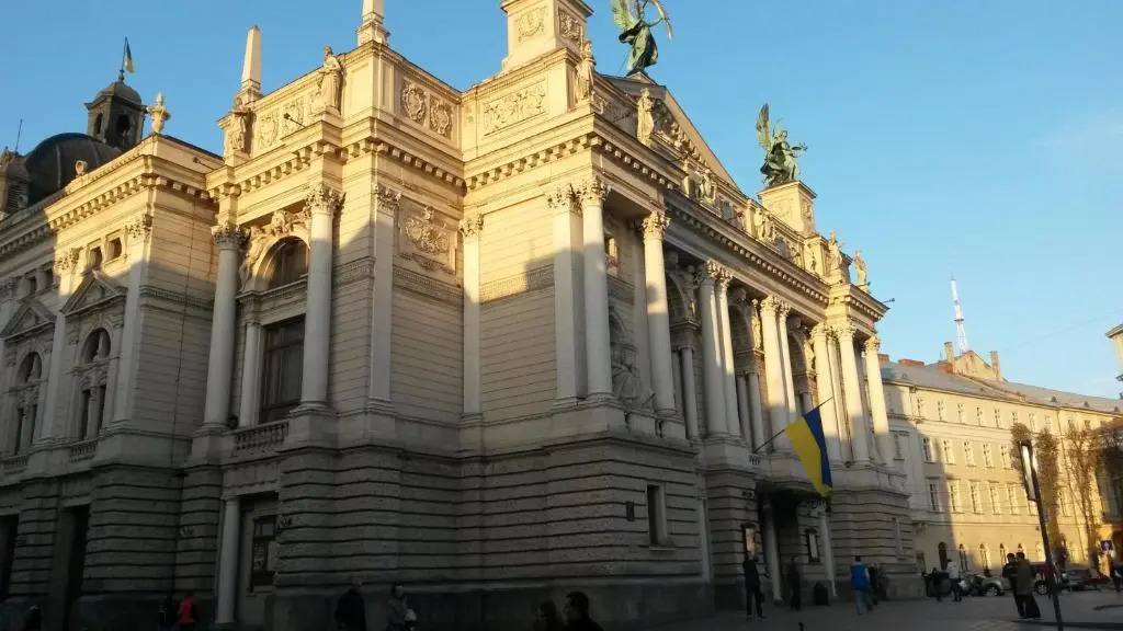 Mini Apartment near Opera Theater
