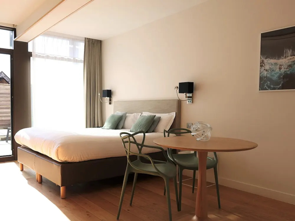Residence Les Suites du Port - by Le Saint Ferdinand