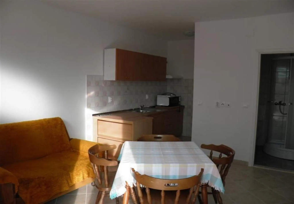 Vese - 200 m from beach - A4(4)