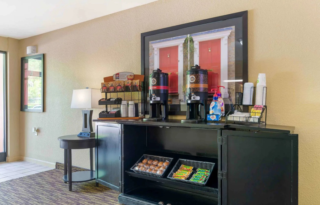 Extended Stay America Select Suites - Atlanta - Kennesaw Chastain Rd