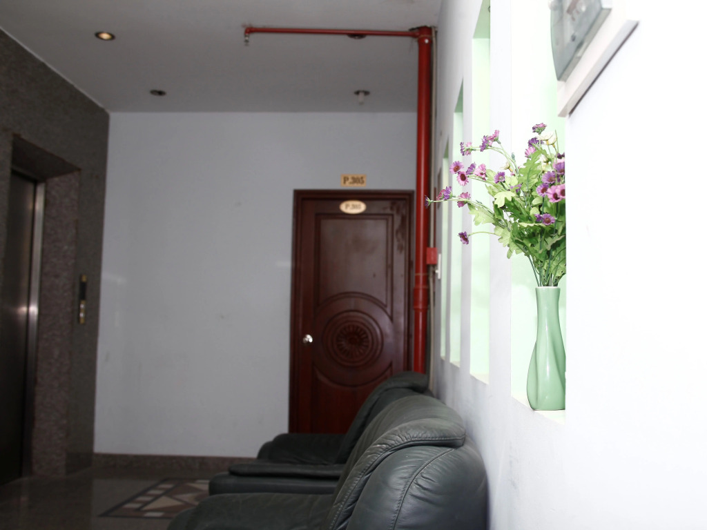 Truong Giang Hotel