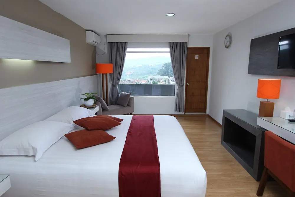 Airy Dago Golf Raya 49 Bandung