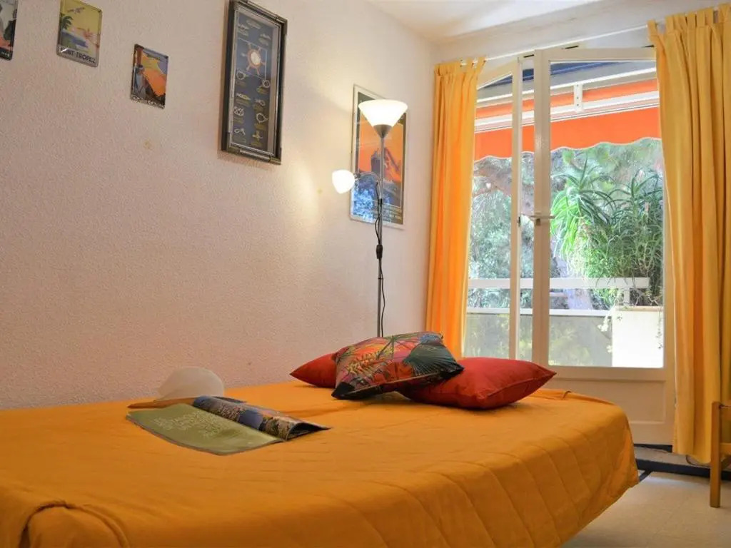 Appartement Bormes-les-Mimosas, 2 pièces, 4 personnes - FR-1-251-334