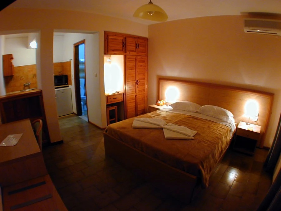 vassilias beach hotel