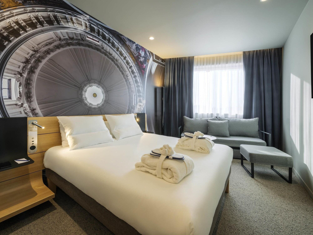Отель Novotel Belleville Paris 20