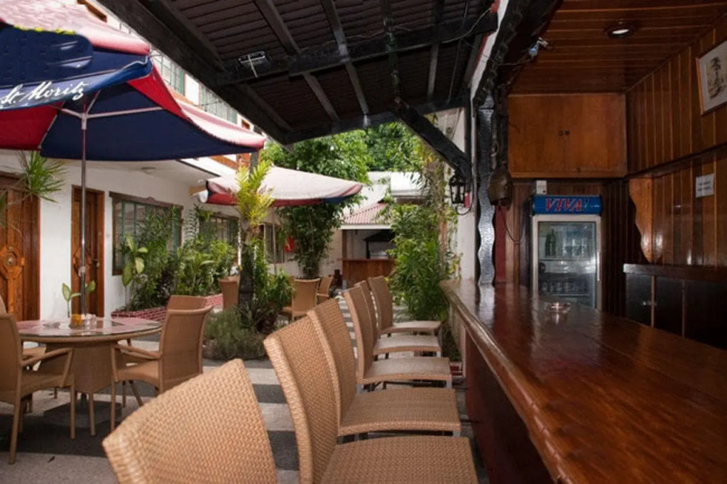 St. Moritz Hotel
