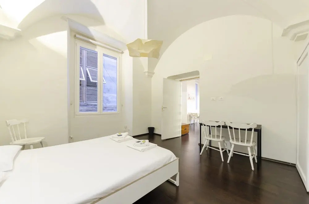 JOIVY Great Flat Near Aquarium