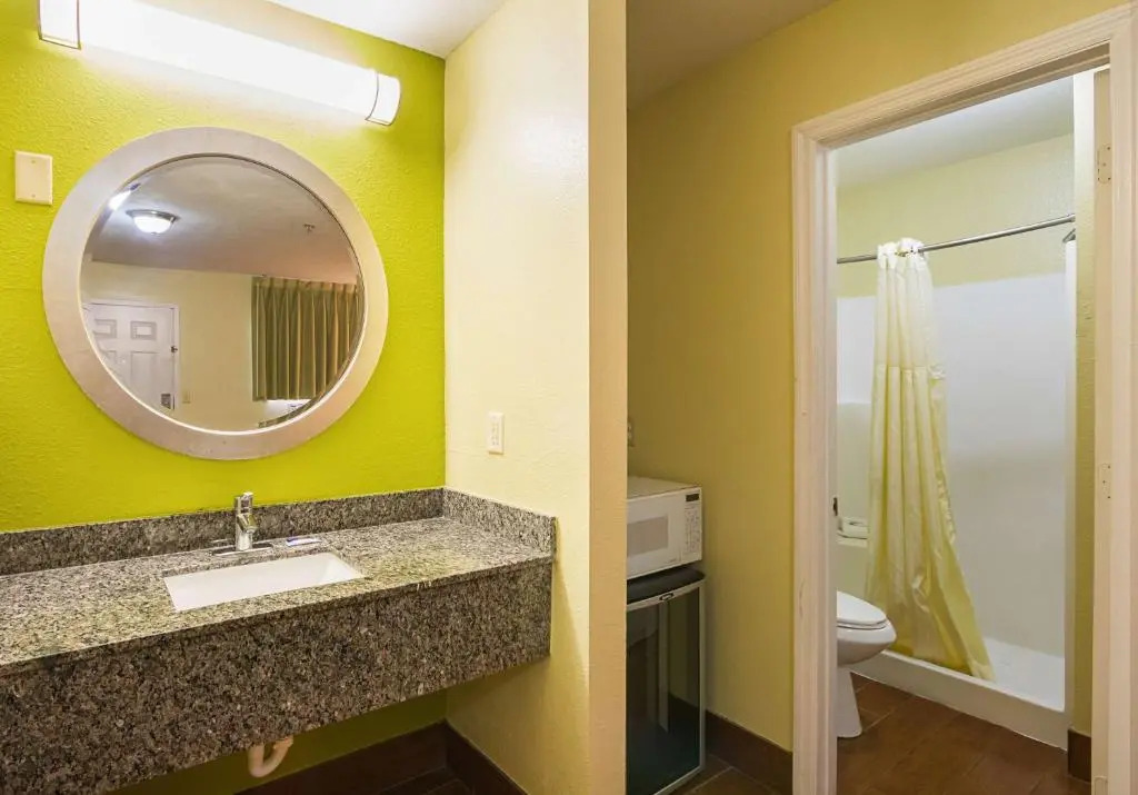 Savannah Garden Inn