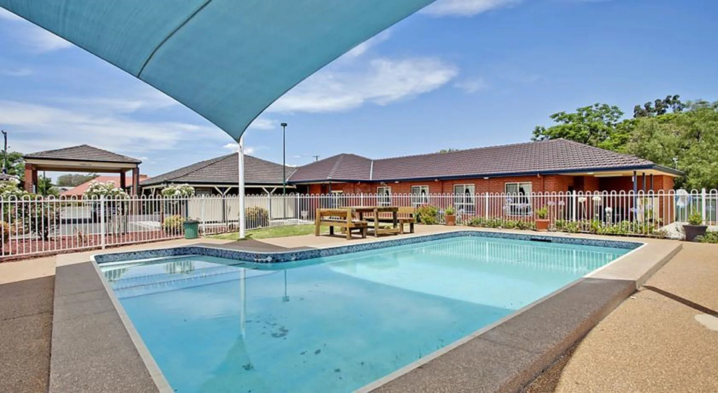 Bushmans Motor Inn