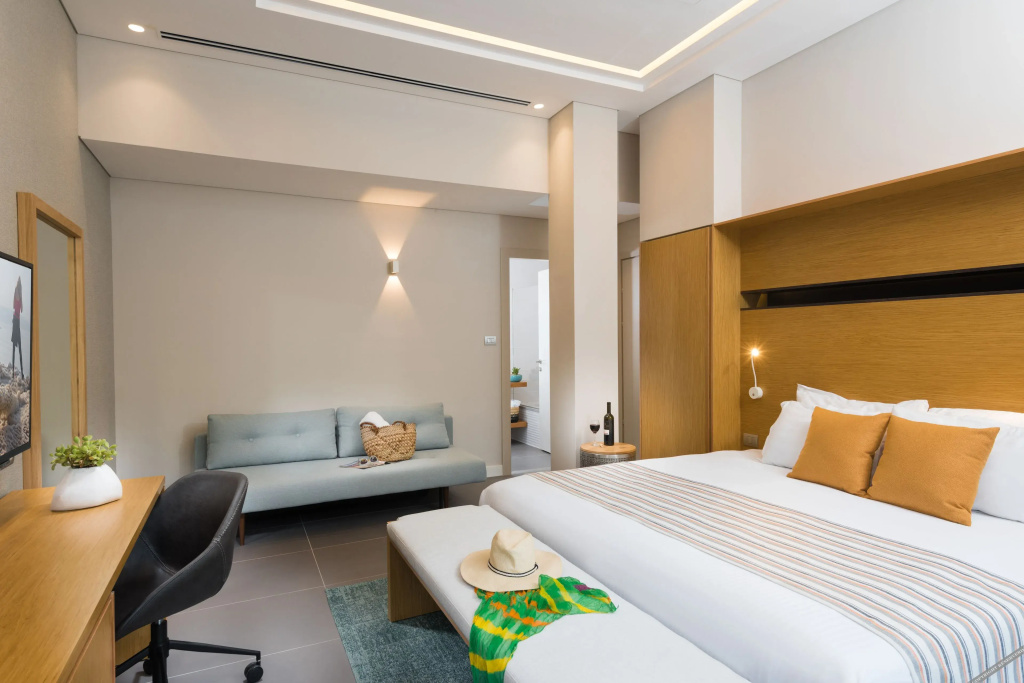 Oasis Spa Club Dead Sea Hotel - 16 years Plus