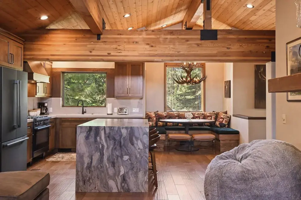 Shoreline Vista | 180° Lake Views | Pet-Friendly | 2 Master Suites