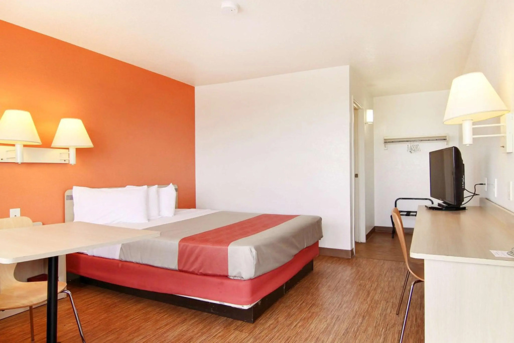 Motel 6-Fort Stockton, TX
