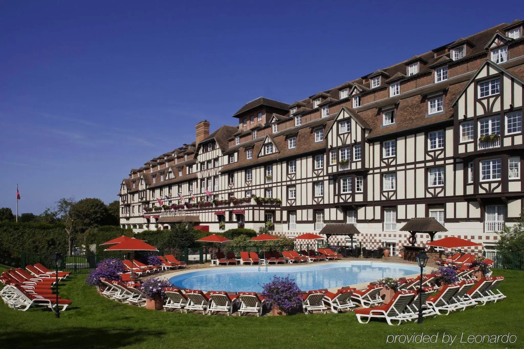 Hôtel Barrière L'Hôtel du Golf Deauville