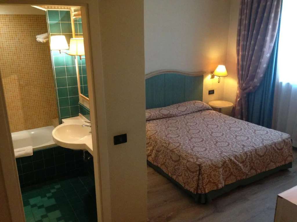 Green Park Hotel