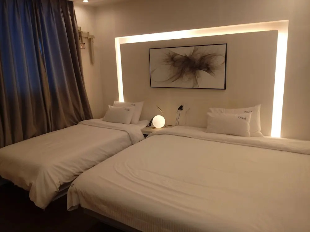 Praha Hotel