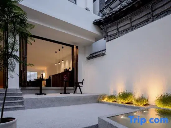 Tingxi Homestay (Dali Ancient City South Gate)