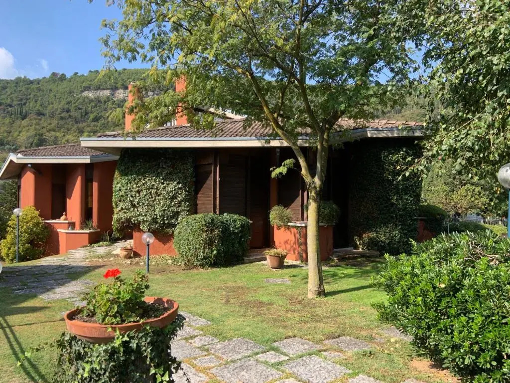 Villa Gione