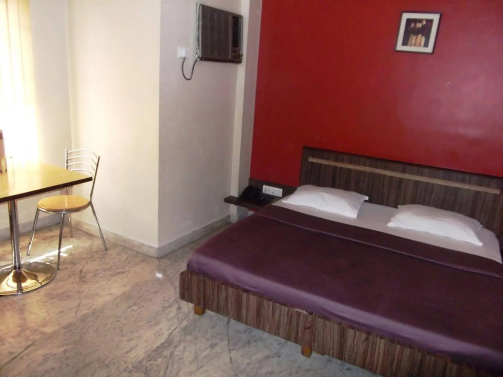 Hotel Lokesh