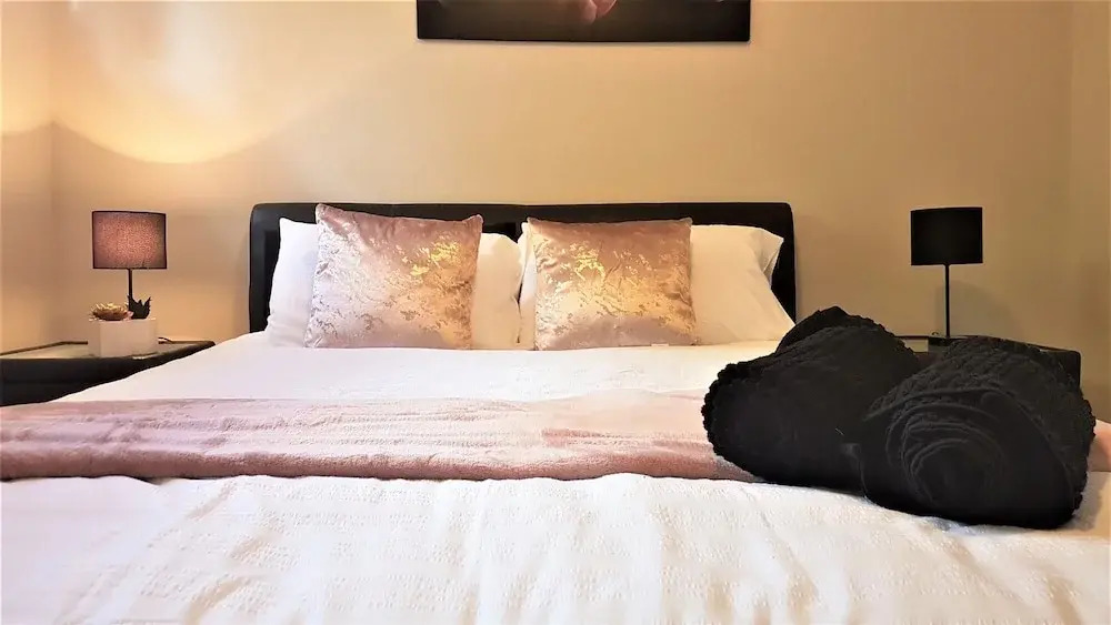 Luxuary Apartment near Airport