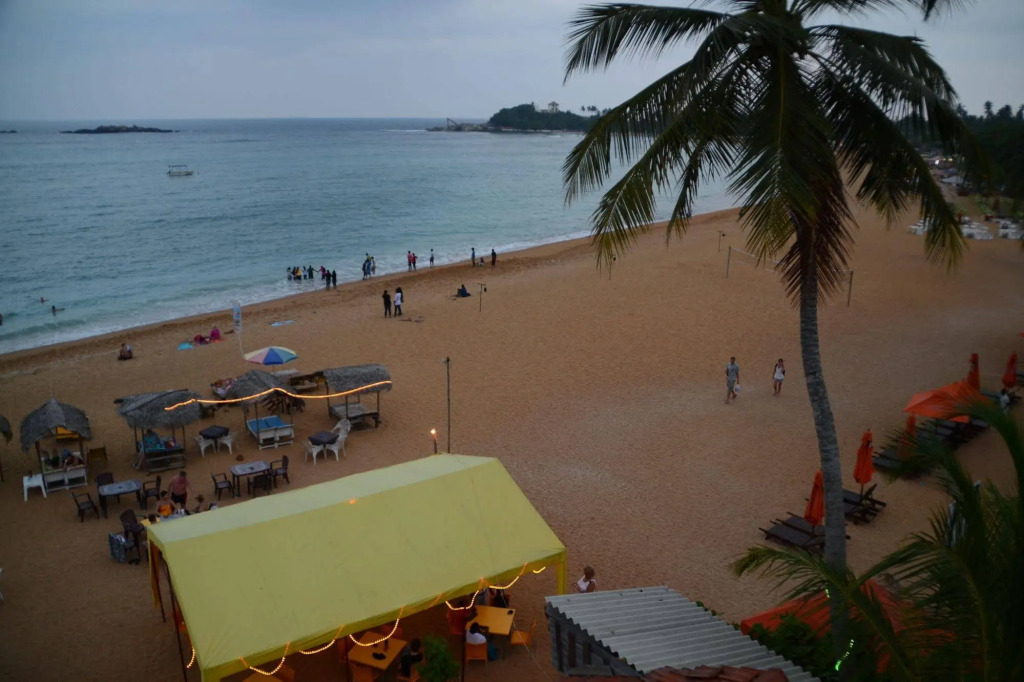 SURF UNA BEACH HOTEL