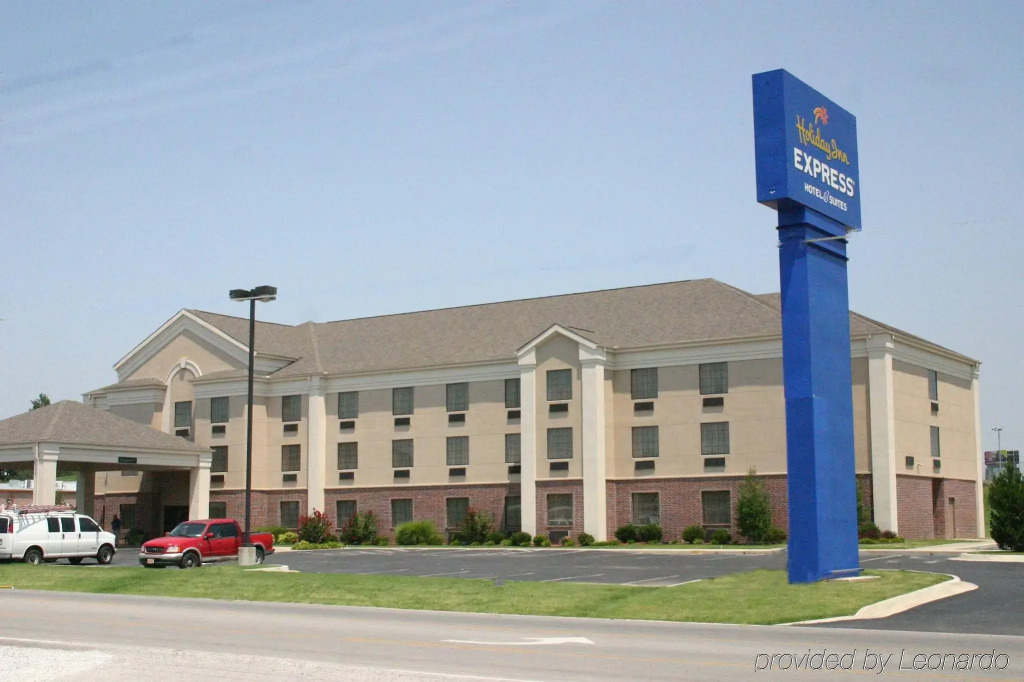 Holiday Inn Express Hotel & Suites Vinita by IHG