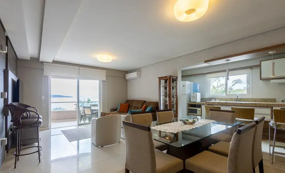 Sea View Apartment w Barbecue in Bombinhas Lga0201